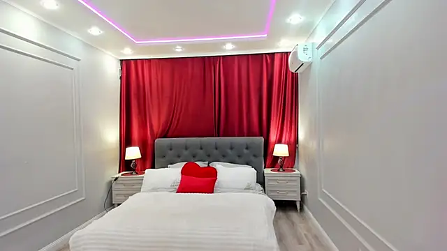 WishToBloom: онлайн-секс-чат