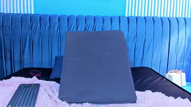 milavega_ – Live XXX-chat