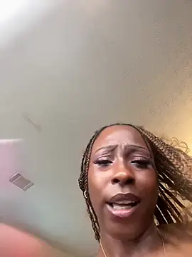 Pokazy przed kamerką – MadameMuse