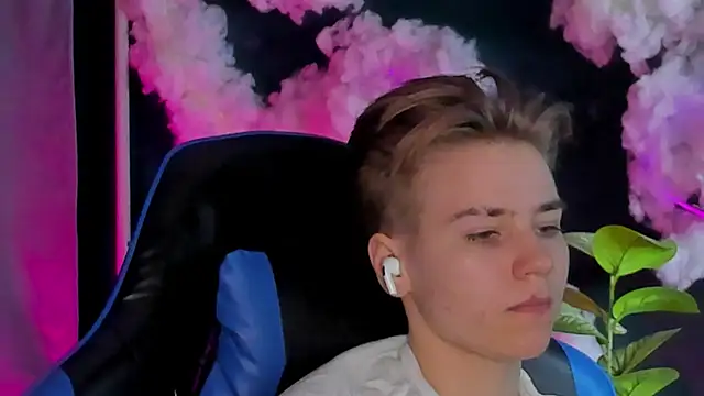 Pertunjukan Kamera Web Jean_Wilsons