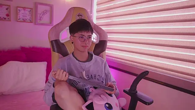 tommy_blue Chat XXX live