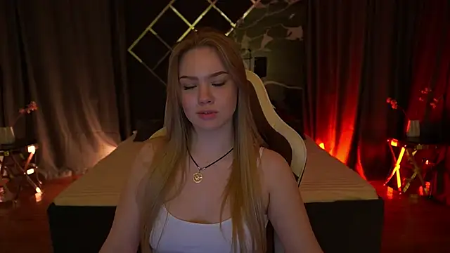 CelesteNoir: онлайн-секс-чат