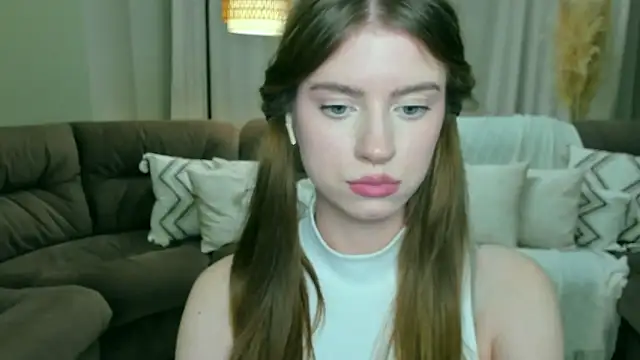 Erica_Kiss Live XXX-Chat