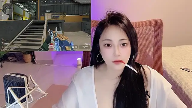 Daisy-77 Show Webcam