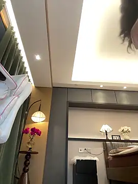 Онлайн чат XXX AYW-21