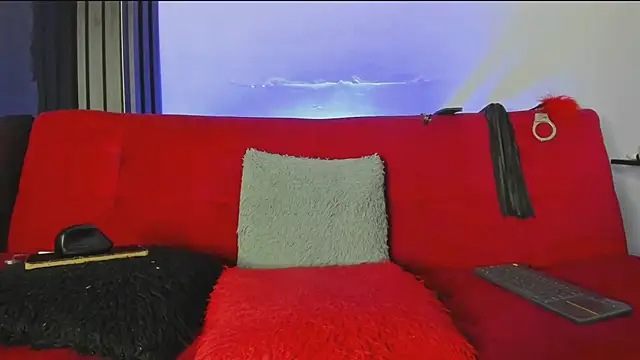 nayan_fire_ Adlı Modelin Canlı XXX Sohbeti