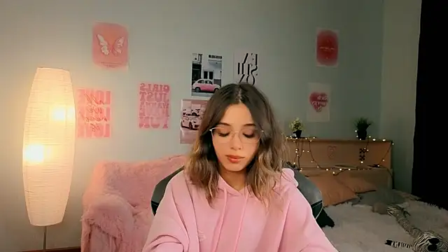 dinnerwithflowers élő XXX-chatje