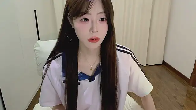 Onecutelittle Live XXX Chat