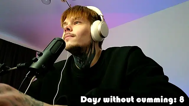 DENIS_HEREのウェブカメラショー