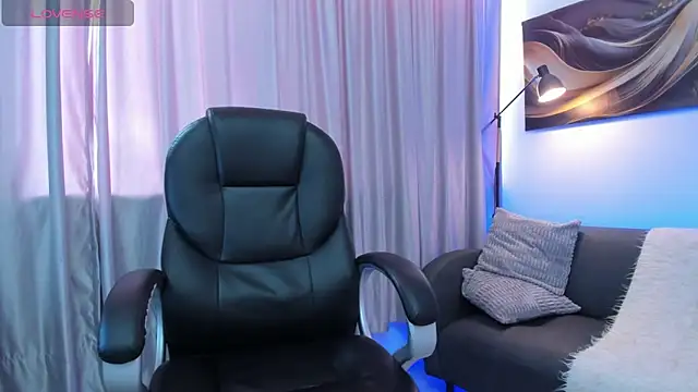 Tommas_Jhonson Chat XXX in diretta