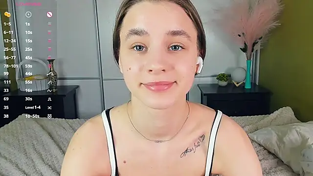 JinnyMcie 라이브 XXX 채팅