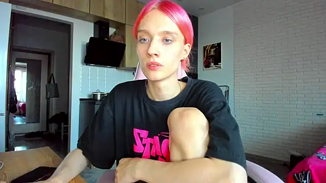 _Alice_Kitty Adlı Modelin Web Kamerası Şovu