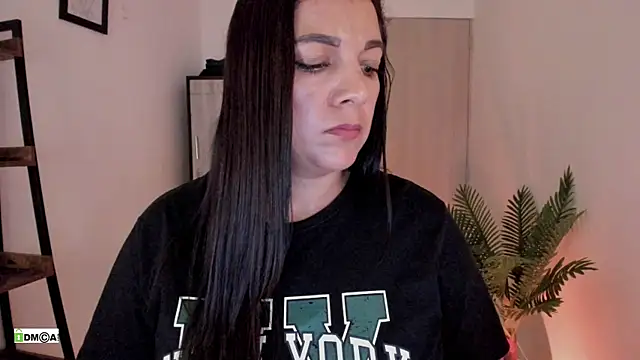 urcute_kittenのライブXXXチャット