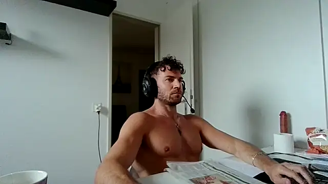 alpha-hunk Webcam-Show