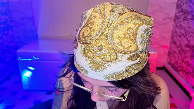 Hela_v's Live XXX Chat