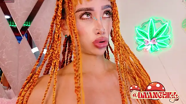 ScarlettRusso1 Chat XXX in diretta