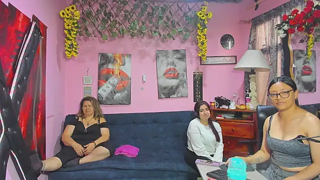 lesbiancuple Pertunjukan Webcam