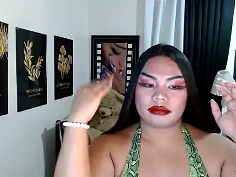 TSbrianaHugeCock Webcamshow