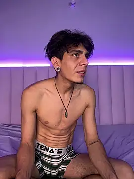 abrilandjulian Show Webcam