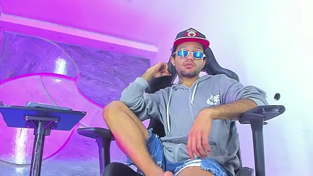 Josh_Hot_Sex Live XXX Chat