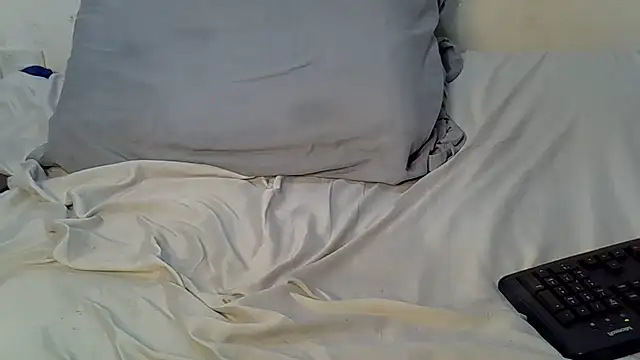 Sexxy_Peach Adlı Modelin Canlı XXX Sohbeti