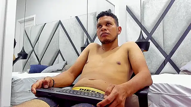 NohaBrooks' Webcam Show