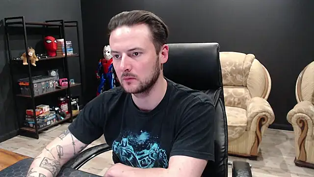 XXX chat uživo modela MihasikD