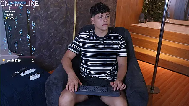 Czat XXX na żywo – Ethan_occonor