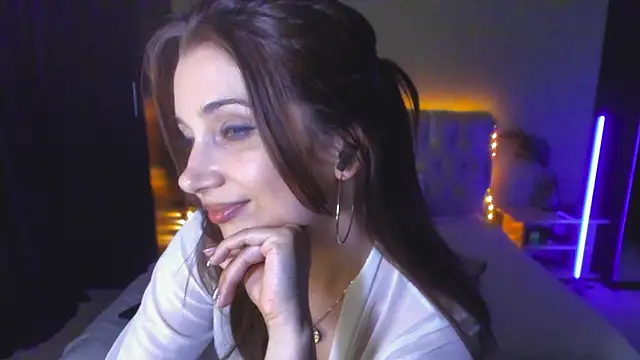 Carina_E 网络视讯表演