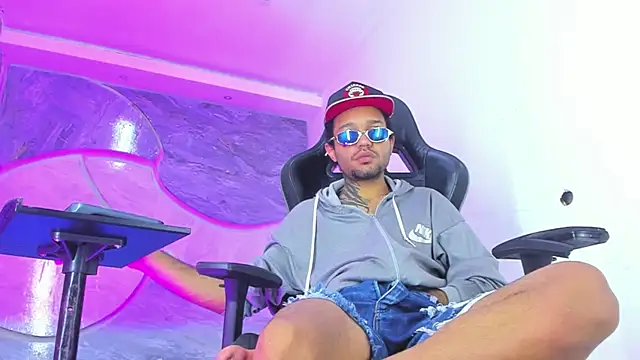 Josh_Hot_Sex webkamerás műsora