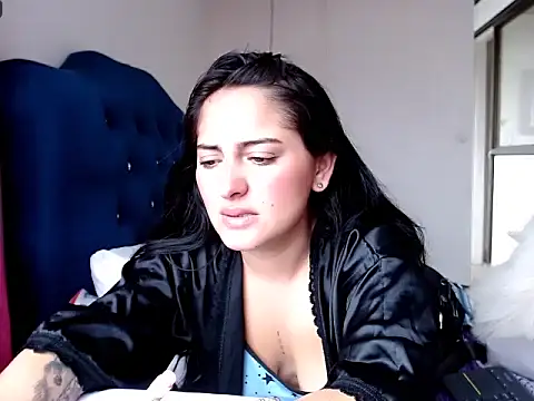 MisNicol Chat XXX live