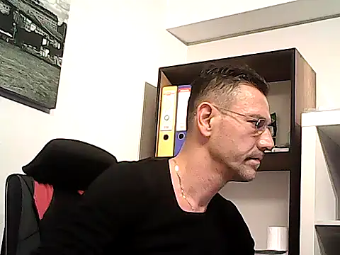 mastercharisma35 Live XXX-chat