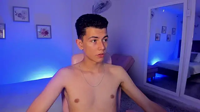 FireGuy_99: διαδικτυακό σόου στην κάμερα