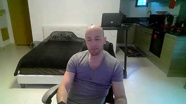 Pokazy przed kamerką – ALi_084