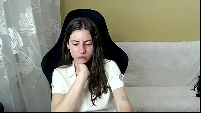 Effy__Stoner's Live XXX Chat