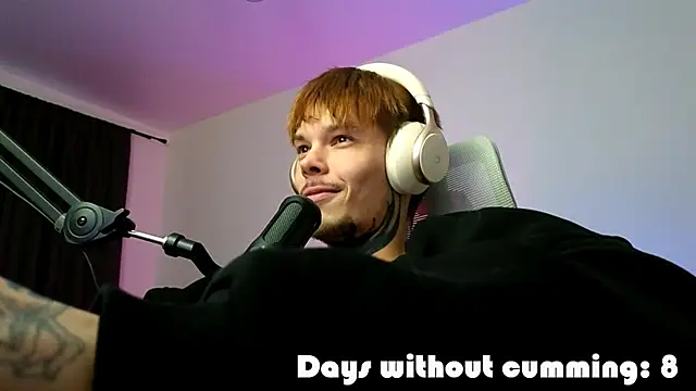 DENIS_HERE's Webcam Show