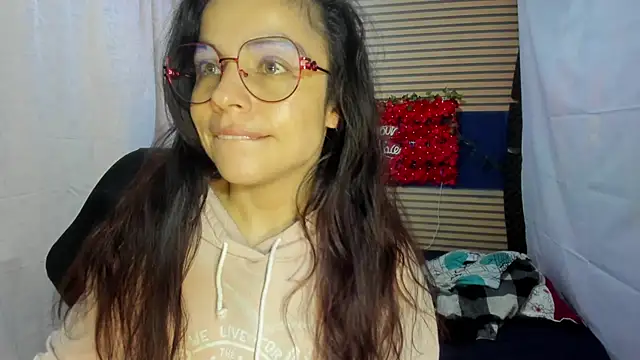 rosse_2504 Chat XXX live