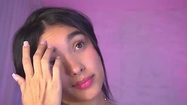 katy_rioss Adlı Modelin Canlı XXX Sohbeti