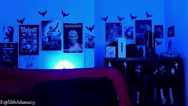 lilith-deveraux 即時 XXX 聊天