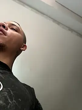 AlphaMasterXxx 웹캠 쇼