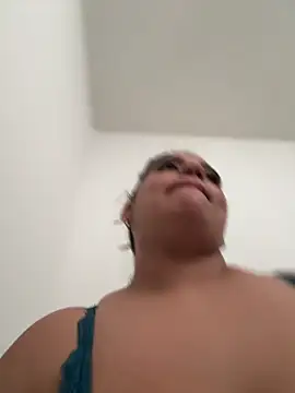 Amira_Malia: онлайн-секс-чат