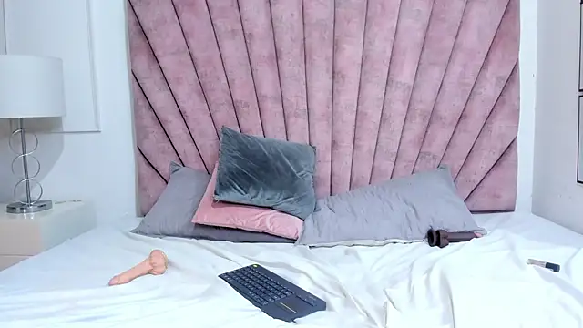 DafneRoss: онлайн-секс-чат