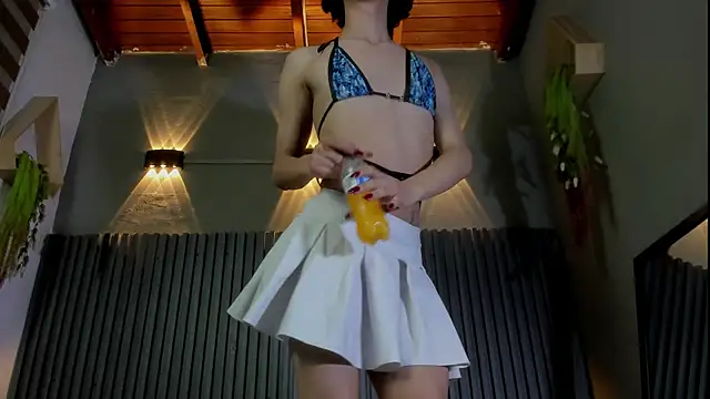 Emmyy_Fantasy live XXX chat