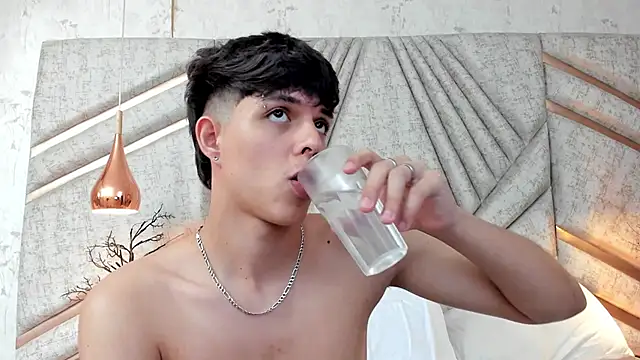 DamiaanXx webcam show