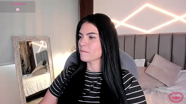 Veronicalanx1: онлайн-секс-чат