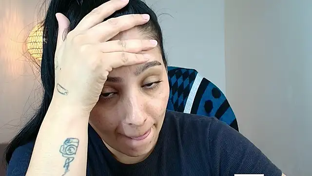 YummyAnna_'s Live XXX Chat