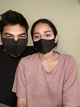 HOT-COUPLE_Y 现场XXX聊天