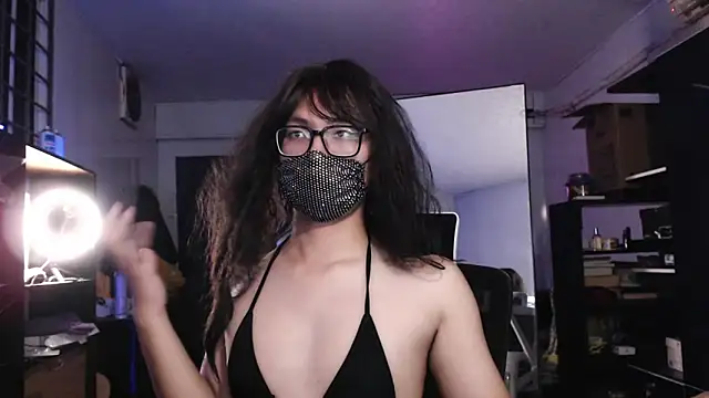 Erin_Song: διαδικτυακό σόου στην κάμερα