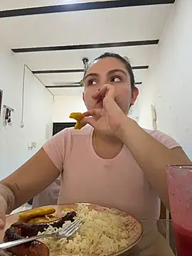 Eva_stark10: απευθείας συνομιλία ΧΧΧ