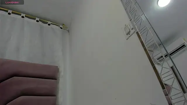 Živý XXX chat miajhonsonx